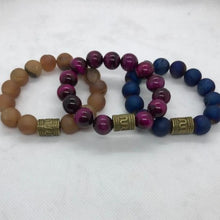 Load image into Gallery viewer, Men&#39;s Natural Stone Bracelet with 12MM Stones and Egyptian Focal Point